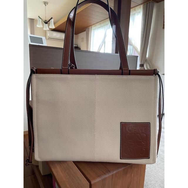 ロエベ LOEWE クッショントート - ショルダーバッグ