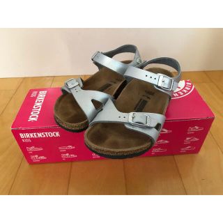 ビルケンシュトック(BIRKENSTOCK)のBIRKENSTOCK サンダル　30(19cm)(サンダル)