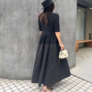 バースデーバッシュ(BIRTHDAY BASH)の新品⭐︎パール付きニットドレス　Ami ballon dress(ロングワンピース/マキシワンピース)