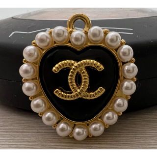 シャネル(CHANEL)のシャネル　ヴィンテージ　チャーム　ボタン　1個(チャーム)