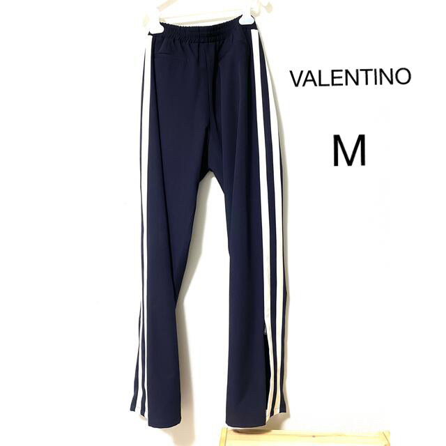VALENTINO(ヴァレンティノ)の【新品・未使用】バレンティノ　VALENTlNO  メンズ　パンツ メンズのパンツ(その他)の商品写真