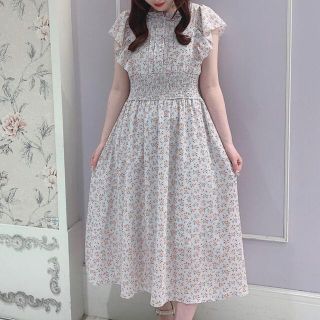 エブリン(evelyn)の2022Evelynシャーリング花柄OP肩フリルフラワーワンピースガーリー(ロングワンピース/マキシワンピース)