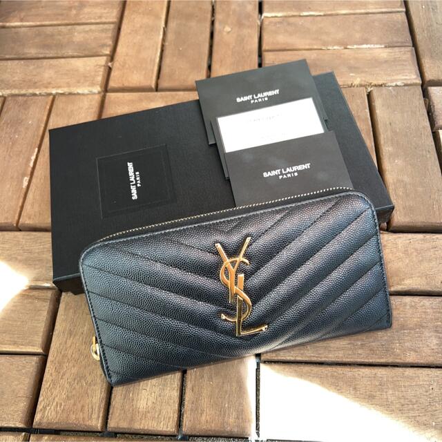 Saint Laurent(サンローラン)の美品！正規品！SAINT LAURENT ラウンドファスナー長財布 レディースのファッション小物(財布)の商品写真