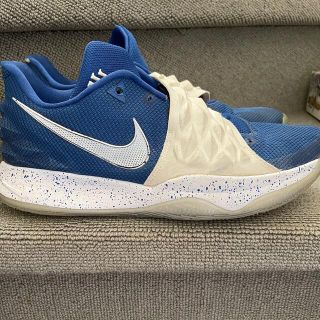 ナイキ(NIKE)のカイリー1low(バスケットボール)