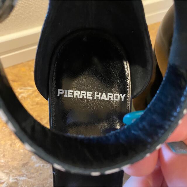 PIERRE HARDY(ピエールアルディ)のピエールアルディ　ハイヒール　サンダル　夏　厚底　定価12万円　黒　チャンキー レディースの靴/シューズ(サンダル)の商品写真