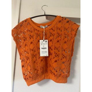 ザラ(ZARA)の【新品】ZARA トップス(カットソー(半袖/袖なし))