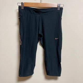 ナイキ(NIKE)のNIKE ナイキ パンツ　ランニングパンツ　エクササイズ　ヨガ(ショートパンツ)