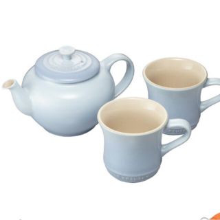 ルクルーゼ(LE CREUSET)の※ゆうちん様専用　ル・クルーゼ　ティーポットマグカップ2個セット(食器)