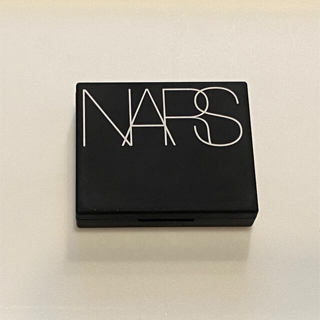 NARS(ナーズ)のNARS ハードワイヤードアイシャドー 5334 MELROSE コスメ/美容のベースメイク/化粧品(アイシャドウ)の商品写真