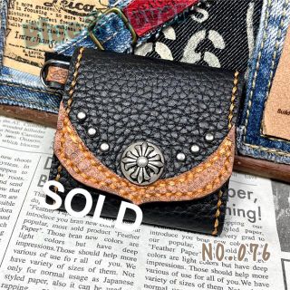 ＊展示品♪ハンドメイド♪分厚いシュリンクレザーが主役のボックスコインケース＊76(財布)