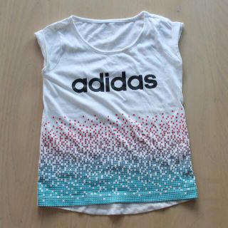 アディダス(adidas)のアディダス Tシャツ キッズ 130(Tシャツ/カットソー)