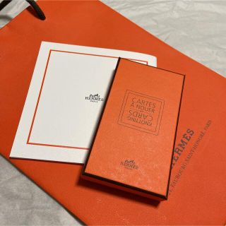 エルメス(Hermes)の［新品未使用品‼️］エルメススカーフカードお箱入り　と　カレ冊子付き(スカーフ)