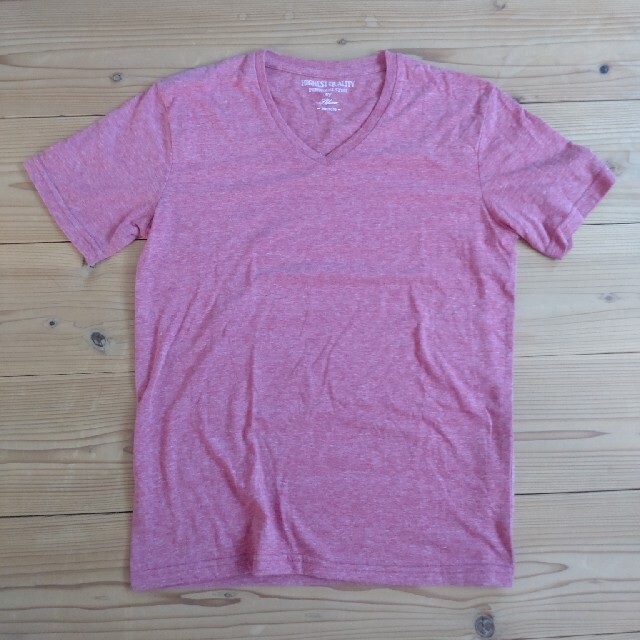 Tシャツ　メンズ　ピンク メンズのトップス(Tシャツ/カットソー(半袖/袖なし))の商品写真