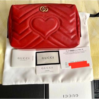 グッチ(Gucci)の新品 GUCCI レッド GGマーモント キルティング ハート ポーチ バッグ(ポーチ)