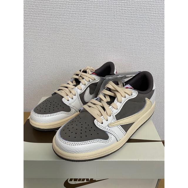 NIKE(ナイキ)のjordan１low キッズ/ベビー/マタニティのキッズ靴/シューズ(15cm~)(スニーカー)の商品写真