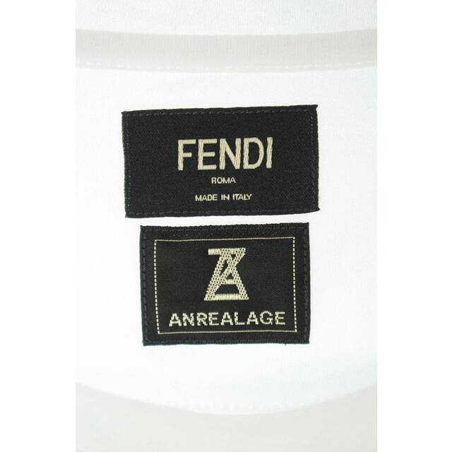 FENDI(フェンディ)のフェンディ ×アンリアレイジ/ANREALAGE FY0894 AE0D フロントロゴ刺繍Tシャツ メンズ S メンズのトップス(Tシャツ/カットソー(半袖/袖なし))の商品写真