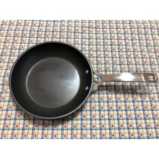 ルクルーゼ(LE CREUSET)のルクルーゼ フライパン 22cm(鍋/フライパン)