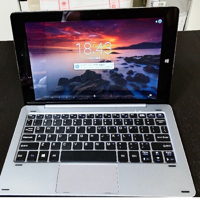 Chuwi HiBook 10.1 PC タブレットデュアルブート