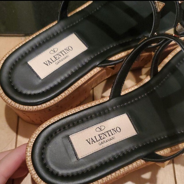 VALENTINO(ヴァレンティノ)の専用です！ レディースの靴/シューズ(サンダル)の商品写真