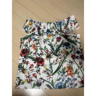 ザラ(ZARA)のZARA オフショル　ボタニカル(カットソー(半袖/袖なし))