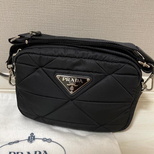 PRADA(プラダ)のprada パデッドナイロンショルダーバッグ レディースのバッグ(ショルダーバッグ)の商品写真