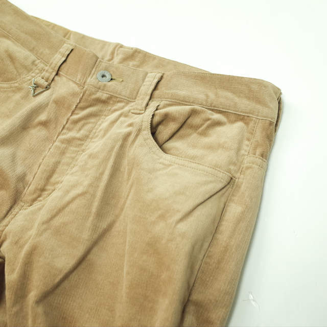 whiz(ウィズ)のWHIZ LIMITED ウィズリミテッド 19SS 日本製 CORDUROY PANTS スリムコーデュロイパンツ WL-P-74 M ライトブラウン ストレッチ ボトムス【中古】【WHIZ LIMITED】 メンズのパンツ(その他)の商品写真