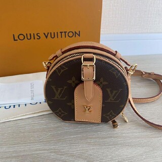 LOUIS VUITTON - ルイヴィトン エコバッグ トートバッグ 非売品 展覧会限定の通販 by リフ｜ルイヴィトンならラクマ