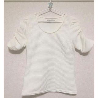 ノエラ(Noela)の【Noela】トップス カットソー　オフホワイト　9号(Tシャツ/カットソー(半袖/袖なし))