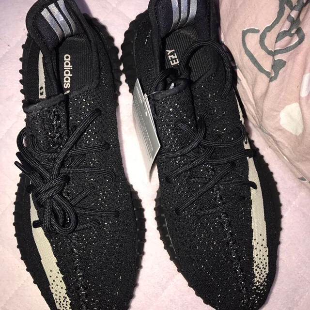 Yeezy boost 350V2 by16040cblack/cwhite