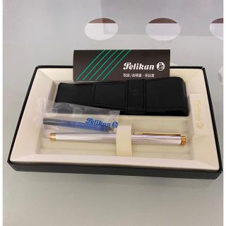 ペリカン(Pelikan)の☆新品未使用☆Pelikan ペリカン　万年筆(ペン/マーカー)