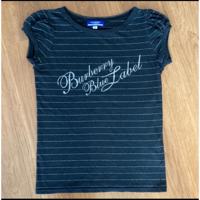 BURBERRY BLUE LABEL(バーバリーブルーレーベル)のバーバリーブルーレーベル　Tシャツ レディースのトップス(Tシャツ(半袖/袖なし))の商品写真