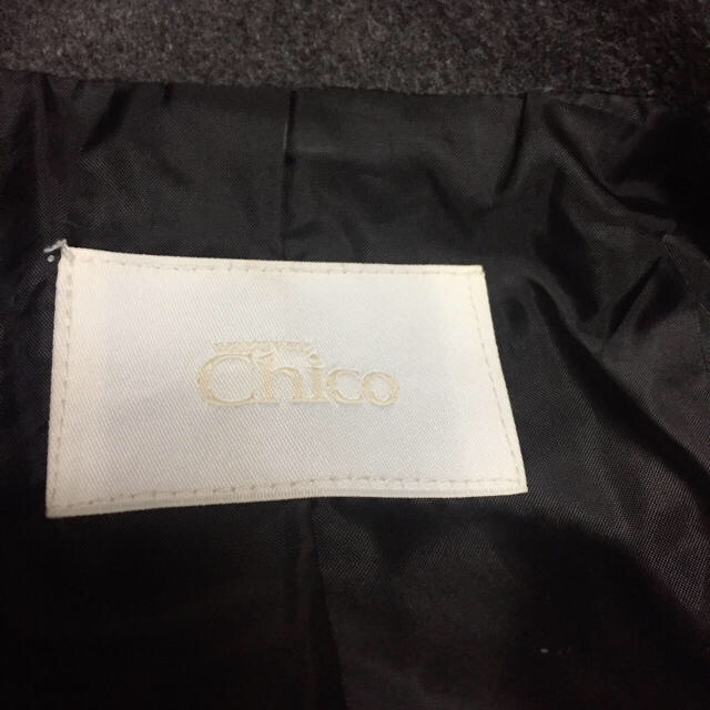 who's who Chico(フーズフーチコ)のwho's who chico チェスターコート レディースのジャケット/アウター(チェスターコート)の商品写真