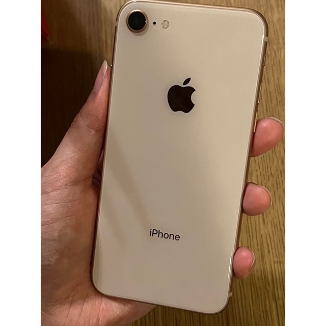 週末値下げ　iphone8 64GB ホワイト　 SIMフリースマートフォン本体