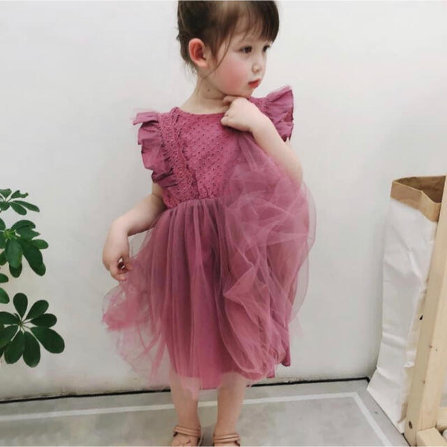 ♡ バックリボン ワンピース ♡ 新品 レース チュール パープル 90 キッズ/ベビー/マタニティのキッズ服女の子用(90cm~)(ワンピース)の商品写真