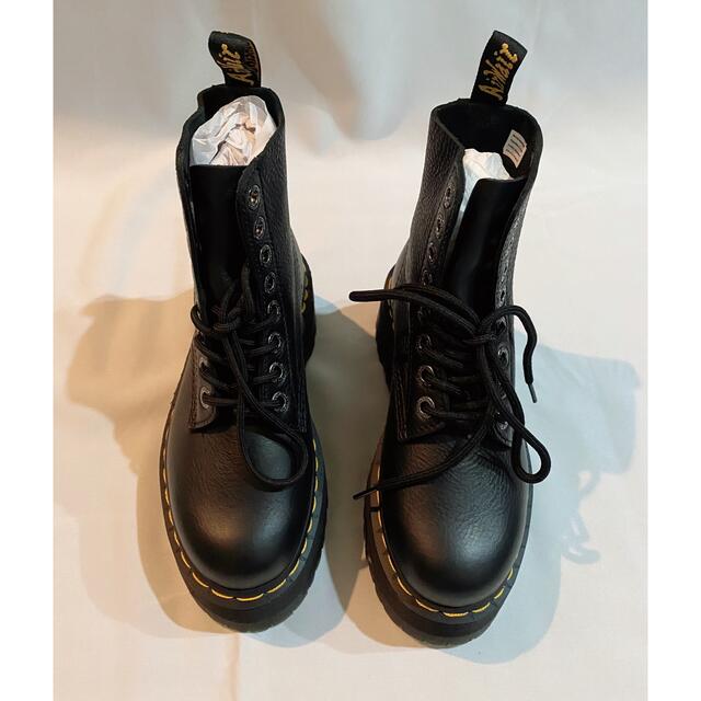 Dr.Martens(ドクターマーチン)の新品未使用品 ドクターマーチン 1460 PASCAL 8ホール ブーツ 厚底 レディースの靴/シューズ(ブーツ)の商品写真