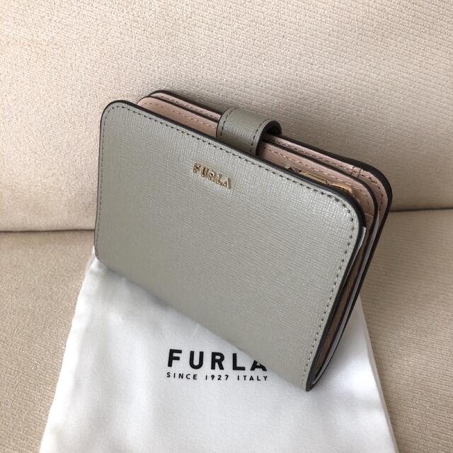 Furla(フルラ)の付属品全て有り★新品 FURLA 定価26,400円 バビロンS グレーベージュ レディースのファッション小物(財布)の商品写真