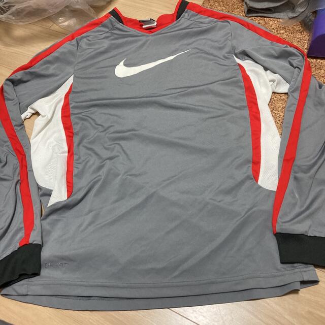 NIKE(ナイキ)のNIKE ナイキ ロンT サイズL 袖リブ ポリ100% メンズのトップス(Tシャツ/カットソー(七分/長袖))の商品写真