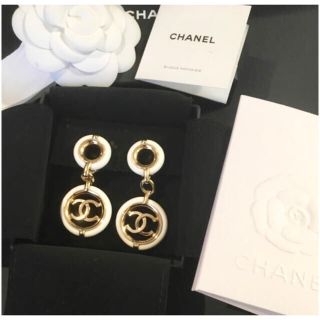 シャネル(CHANEL)のシャネル♥️ドロップチャーム イヤリング(イヤリング)