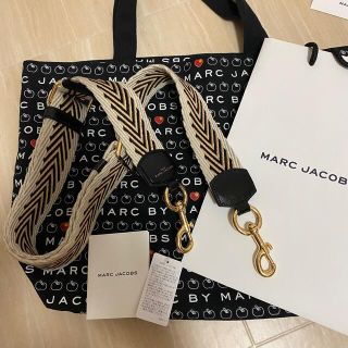 マークジェイコブス(MARC JACOBS)のおまけ付マークジェイコブス　ARROW WEBBING STRAP  BLACK(その他)