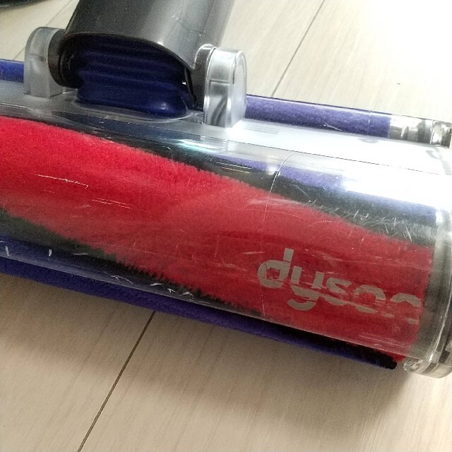 Dyson(ダイソン)のdyson V6 fluffy (SV09 MH) スマホ/家電/カメラの生活家電(掃除機)の商品写真