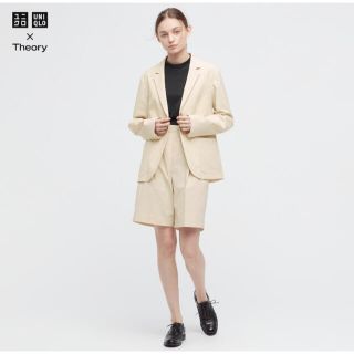 ユニクロ(UNIQLO)のユニクロ　セオリー　新品タグ付き(ショートパンツ)