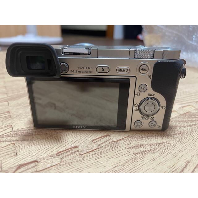 美品　SONY α6000  標準ズームレンズキット スマホ/家電/カメラのカメラ(ミラーレス一眼)の商品写真