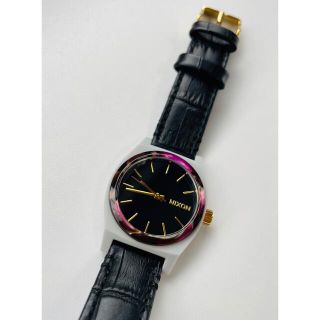 ニクソン(NIXON)の【電池新品の美品】NIXONのMEDIUM TIME TELLER パープル！(腕時計)