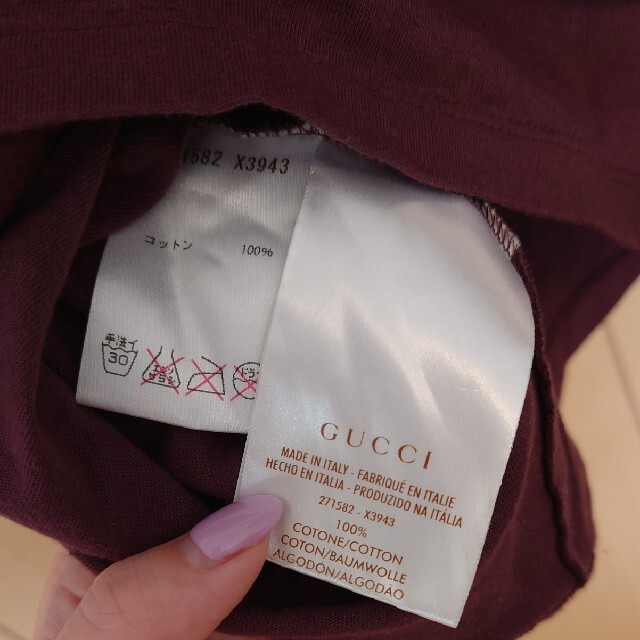 Gucci(グッチ)のグッチ　Tシャツ レディースのトップス(Tシャツ(半袖/袖なし))の商品写真