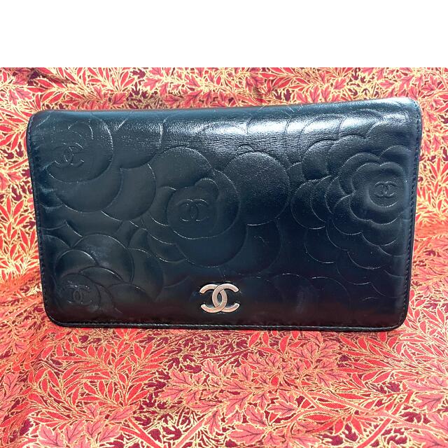 CHANEL カメリア二つ折り長財布