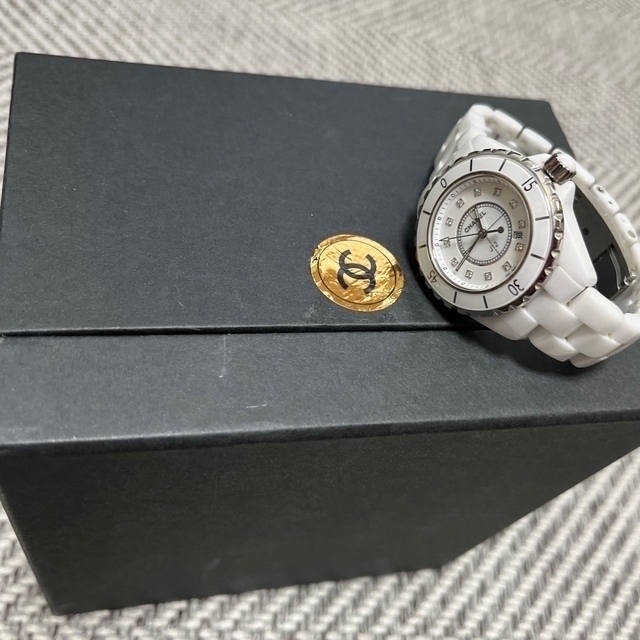 CHANEL(シャネル)の ゆき様専用CHANEL 33ｍｍ 12Pダイヤ 腕時計 レディ【中古】 レディースのファッション小物(腕時計)の商品写真