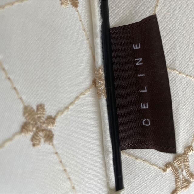 celine(セリーヌ)のCELINE セリーヌ　日傘　ホワイト×ベージュ刺繍 レディースのファッション小物(傘)の商品写真