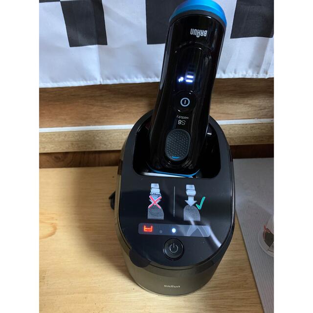 未使用展示品BRAUN 8365CC 電気シェーバー おまけ付き 未使用展示品BRAUN 8365CC 電気シェーバー おまけ付き