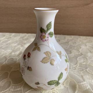 ウェッジウッド(WEDGWOOD)のWEDGWOOD一輪挿し(花瓶)