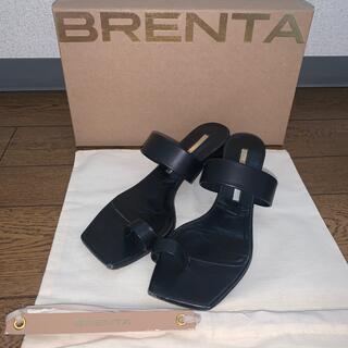 ドゥーズィエムクラス(DEUXIEME CLASSE)のブレンタ/BRENTA one finger heel sandal 黒37(サンダル)